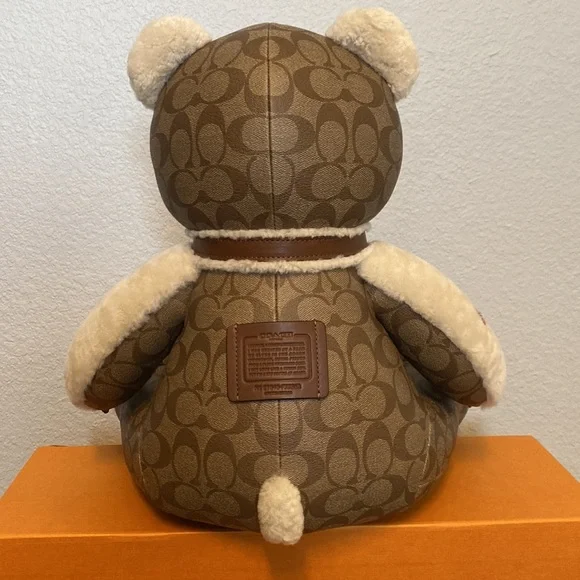 Coach Monogram Canvas Teddy Bear - Limited Edition - New York - Picture 5 of 12